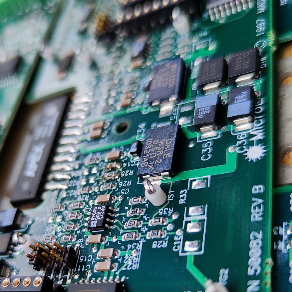 Trở vishay Dale WSR-2 0.5R