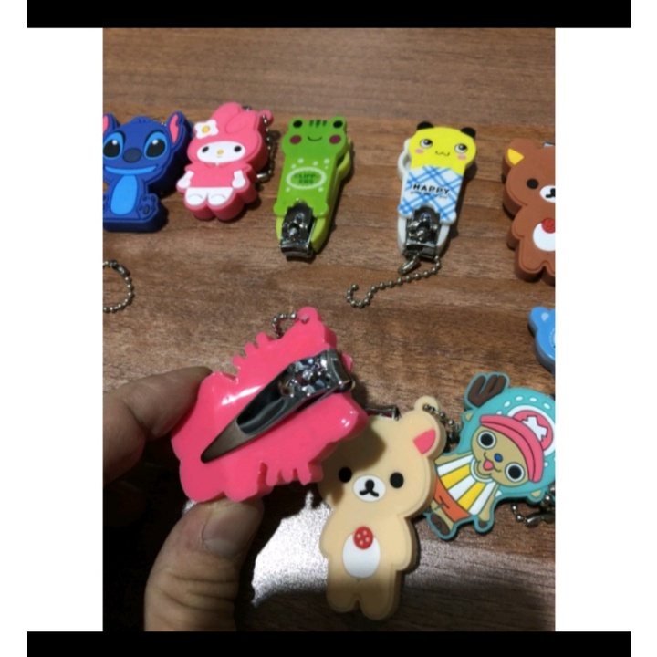 Bấm móng tay hình thú dễ thương cho bé