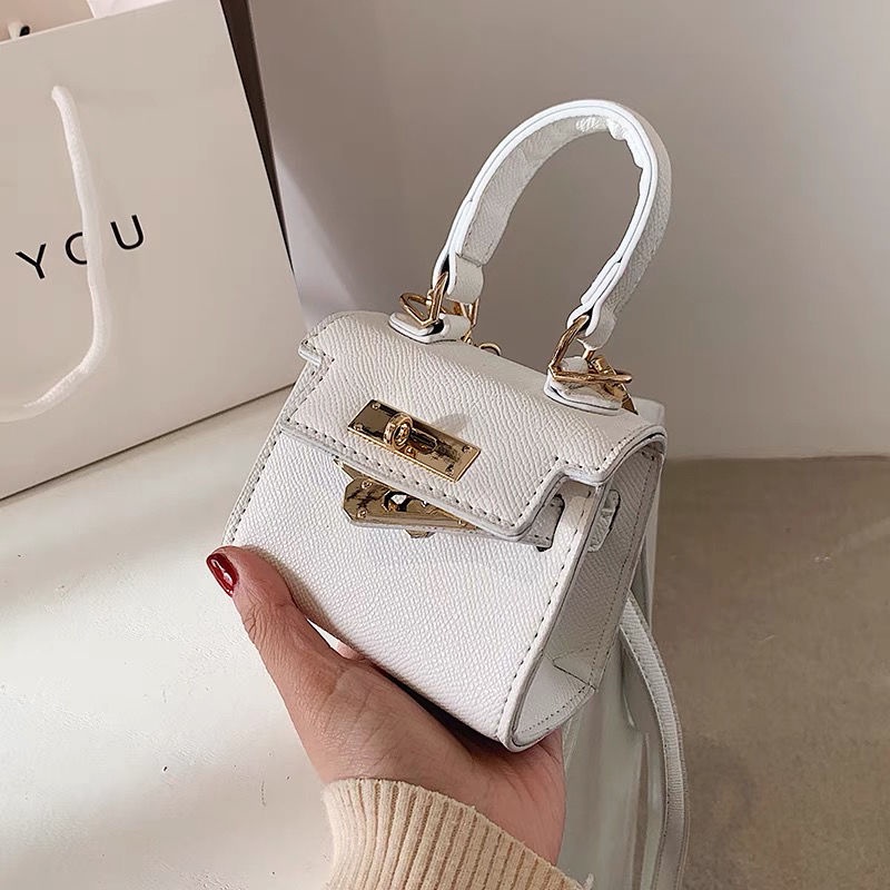 Túi Đựng Tai Nghe Mini Họa Tiết Vỏ Quả Vải Chất Lượng Cao Phong Cách Mới Cho Nữ