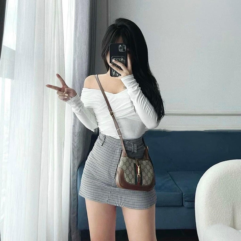 Áo Trễ Vai Đáp Chéo Ngực Dài Tay Chất Co Giãn AP037- Lolla_Fashion