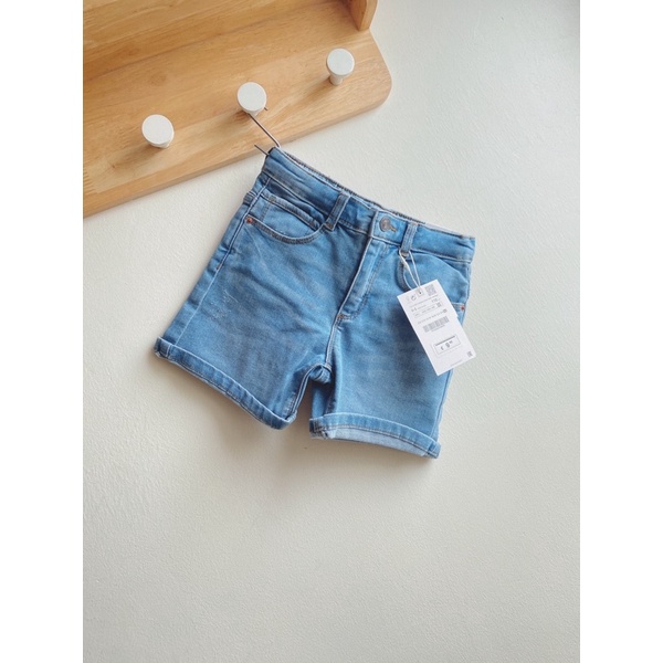 Quần Jean Zara size 4-5y (18-20kg)