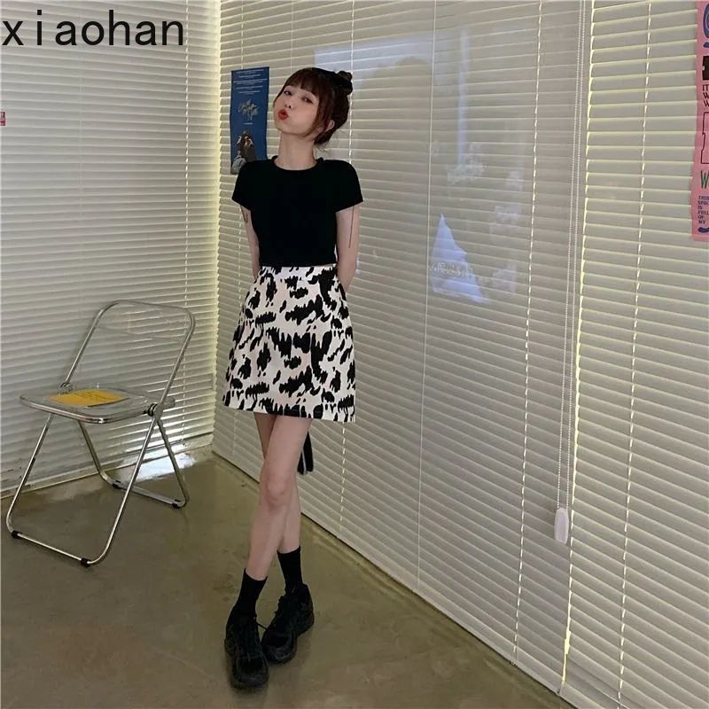 Chân Váy Chữ A Thời Trang Hàn Quốc 2021 | BigBuy360 - bigbuy360.vn