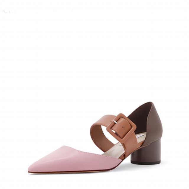 Giày C K xuất dư