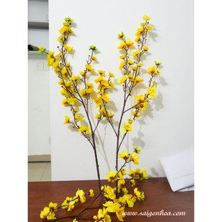 Cành mai giả đón tết