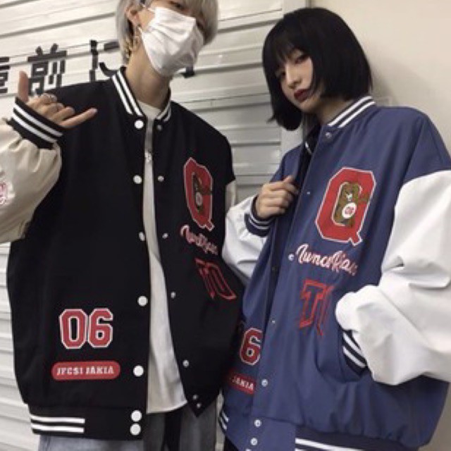Áo bomber jacket varsity phối chữ thêu tay trắng dù phao có chần bông