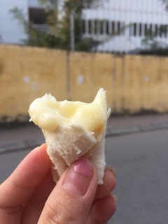 Bánh sữa chua thùng 2kg có sẵn