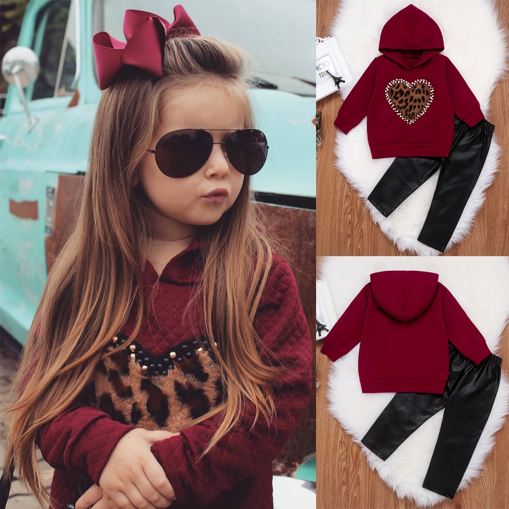 Bộ Đồ Gồm 2 Món Áo Hoodie In Hình Trái Tim + Quần Da Dài Cho Bé Gái