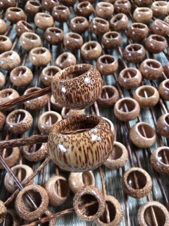 Gáo dừa múc rượu ( tròn, vuông)