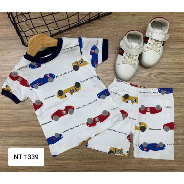 Set đồ bộ bé trai Carter's