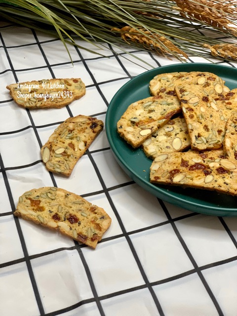 Biscotti Bánh ăn kiêng, Bánh giảm cân siêu hạt 4FIT 200g, 500g | BigBuy360 - bigbuy360.vn
