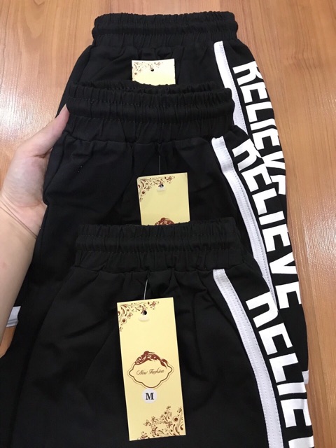 Quần sooc chữ cotton năng động hotrend 2019 | BigBuy360 - bigbuy360.vn