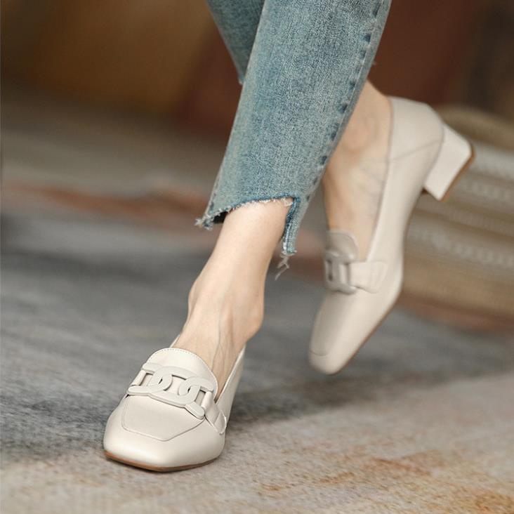 SĂN Giày cao gót DEMIN giày lười nữ cao cấp mũi vuông gắn họa tiết đế 4cm- KCG054