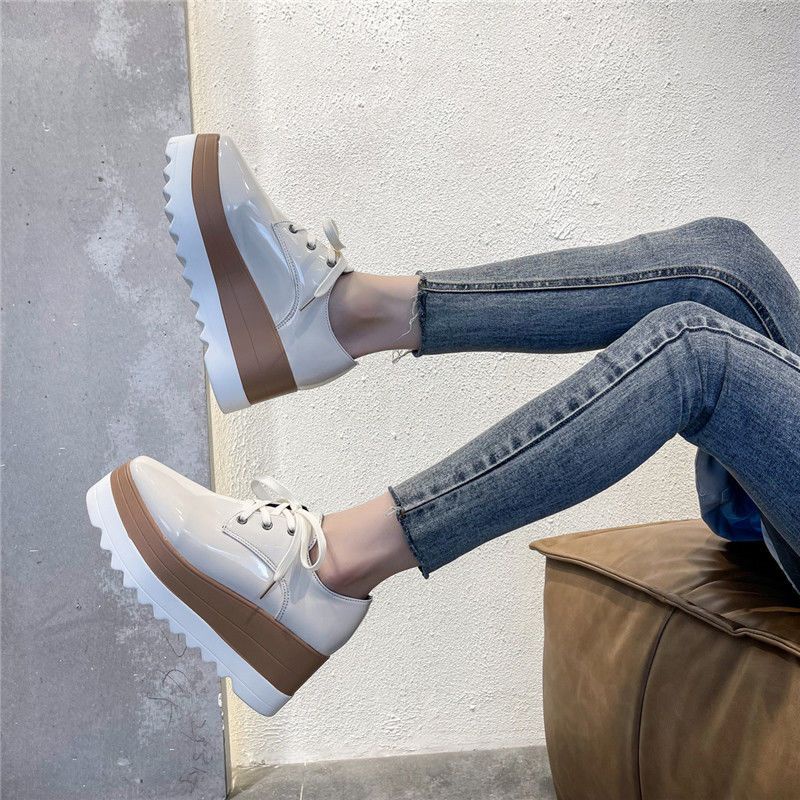 Giày búp bê giày cao gót nữ Giày nữ cỡ lớn 35 thước-42 thước vuông mũi nhọn giày nữ đế dày đế dày tất cả phù hợp với phong cách Anh bằng da sáng chế giày đế bằng ren