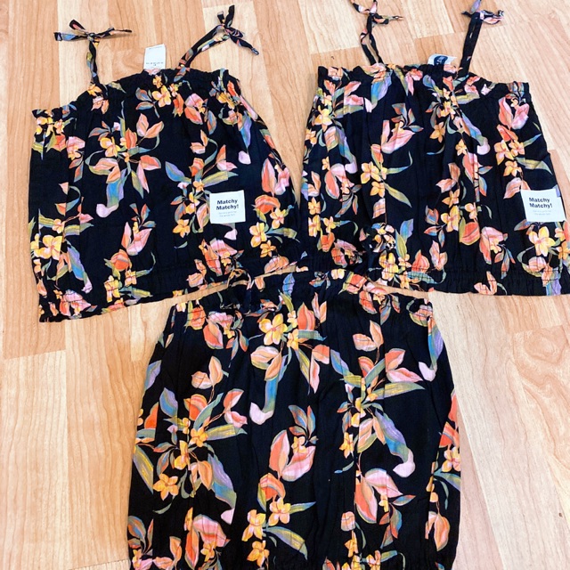 Áo dây old navy