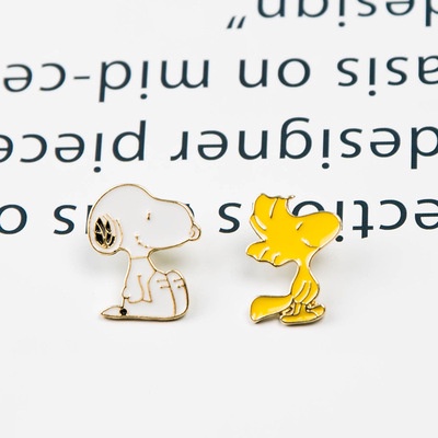 Huy Hiệu Cài Áo Hoạt Hình Chó Snoopy Kiểu Nhật Sáng Tạo