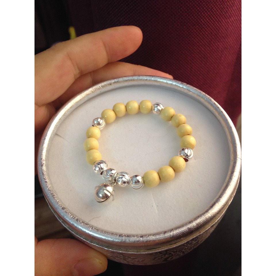 Vòng dâu tằm cho bé