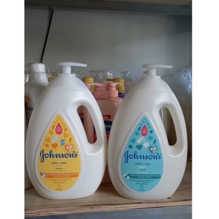 Sữa tắm trắng dưỡng da Johnson’s chiết xuất sữa và gạo 1000ml( dành cho mẹ và bé)