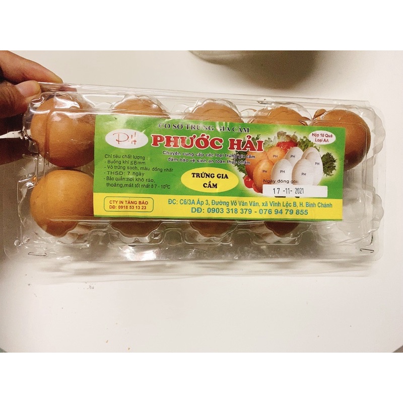 hộp 10 trứng gà tươi hỏa tốc
