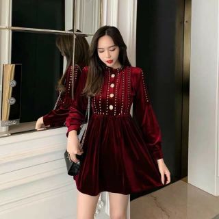 Váy nhung điệu
