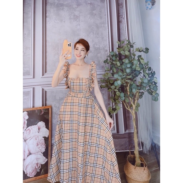 Maxi cánh tiên hoa nhí có mút ngực