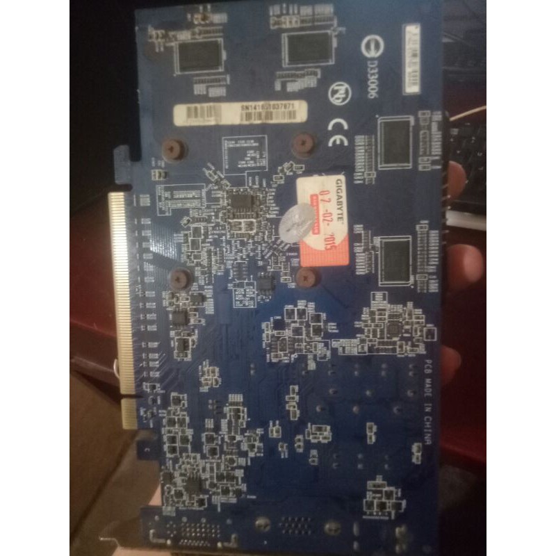 Card GT 730 2g dr5  chơi game