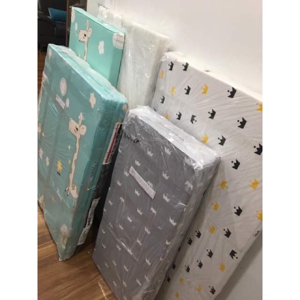 Đệm bông ép cao cấp kèm ga cottong