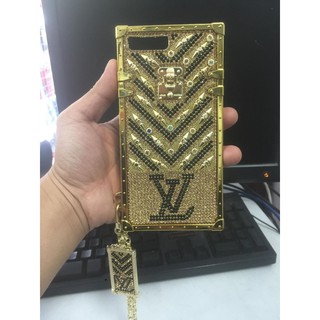 ỐP LƯNG LV CAO CẤP