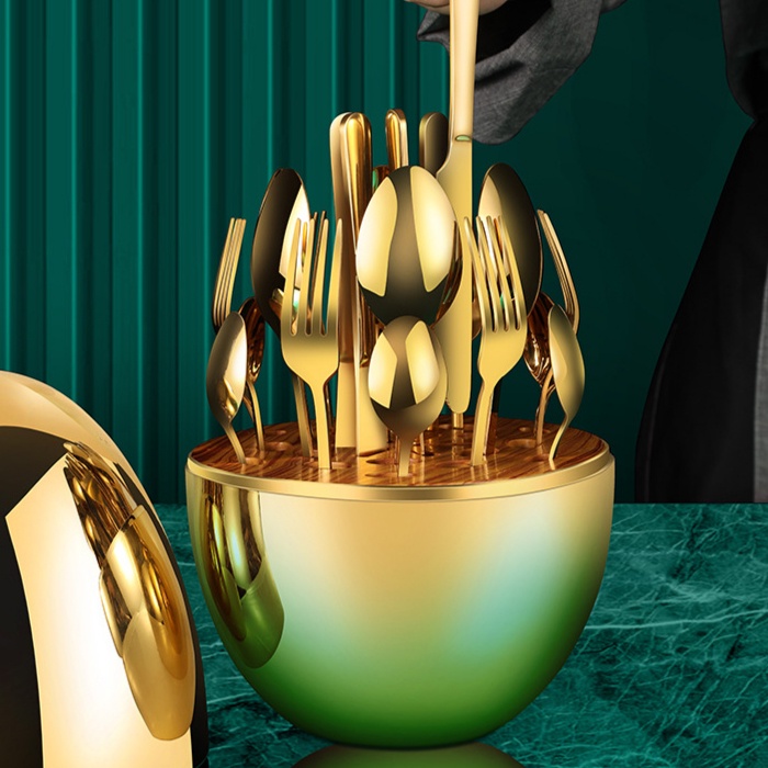 Bộ 24 Dụng Cụ Bàn Ăn Bằng Thép Không Gỉ 1010 Món Màu Vàng Đồng Sang Trọng Tiện Dụng