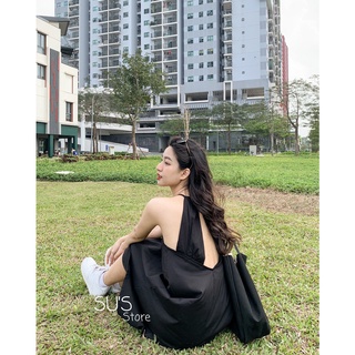 đầm yêm khoét lưng .