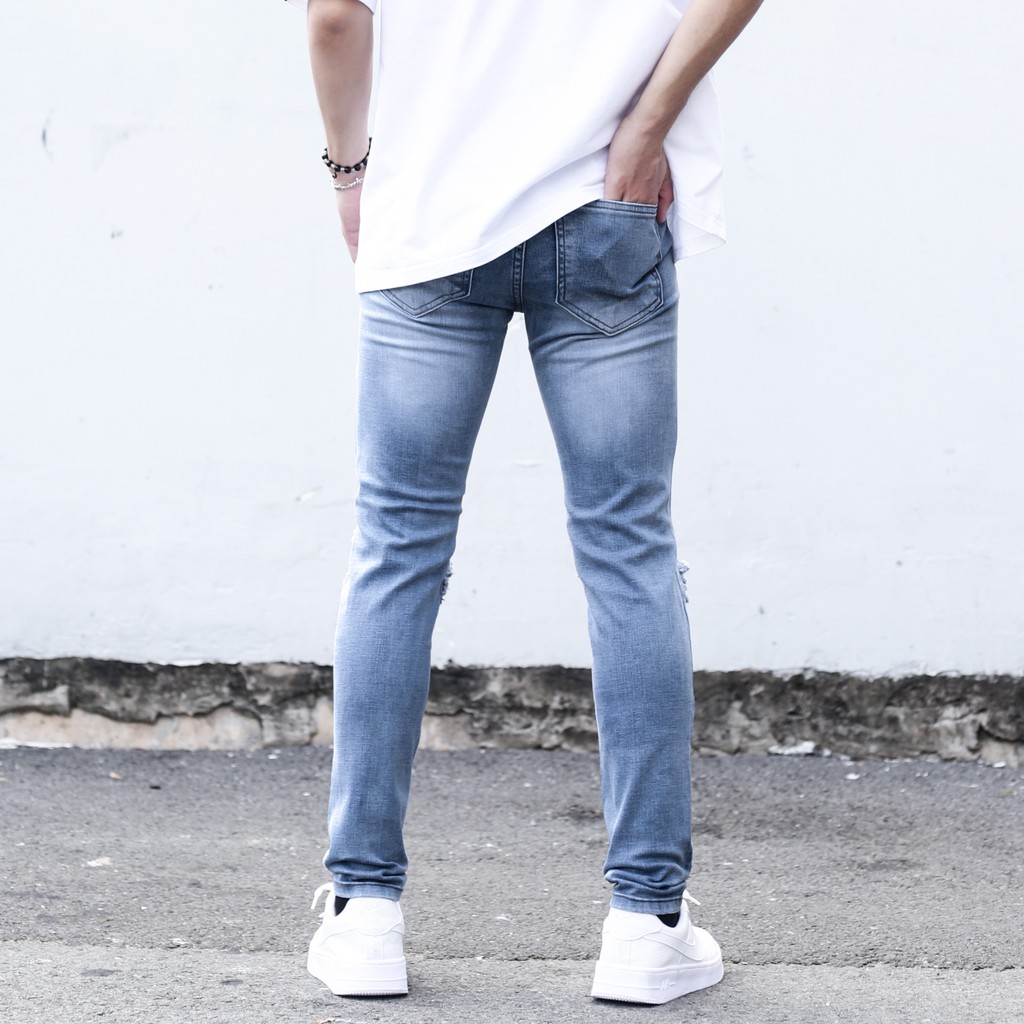 Quần Skinny Jeans Nam-Màu Xanh Nhạt-Rách Gối To-Chất Liệu Cotton Co Giãn-Ống Đứng Dáng-Ống Ôm Chân Chuẩn Skinny | BigBuy360 - bigbuy360.vn