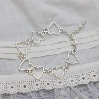 Heart bracelet