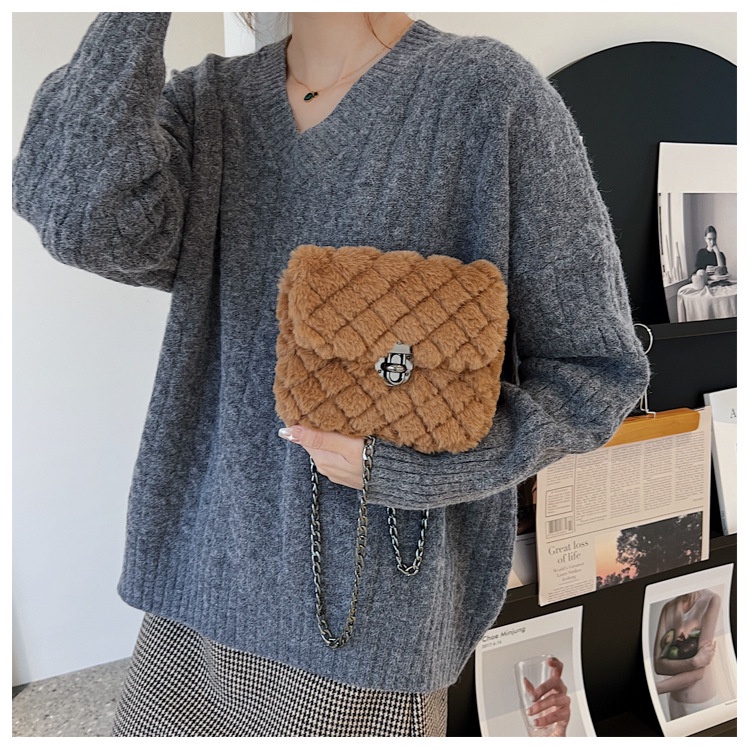 Túi đeo chéo IELGY phủ vải lông thời trang đơn giản dành cho nữ