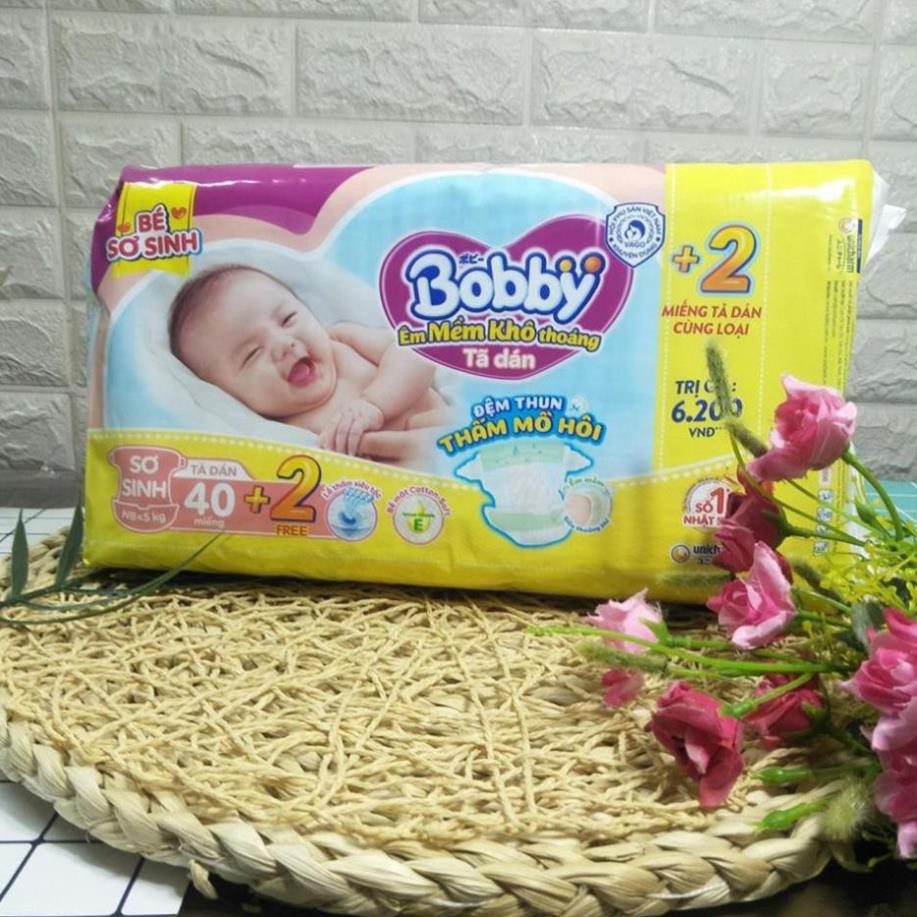 Tã dán Bobby NewBorn Size XS 42 miếng (Dưới 5Kg)