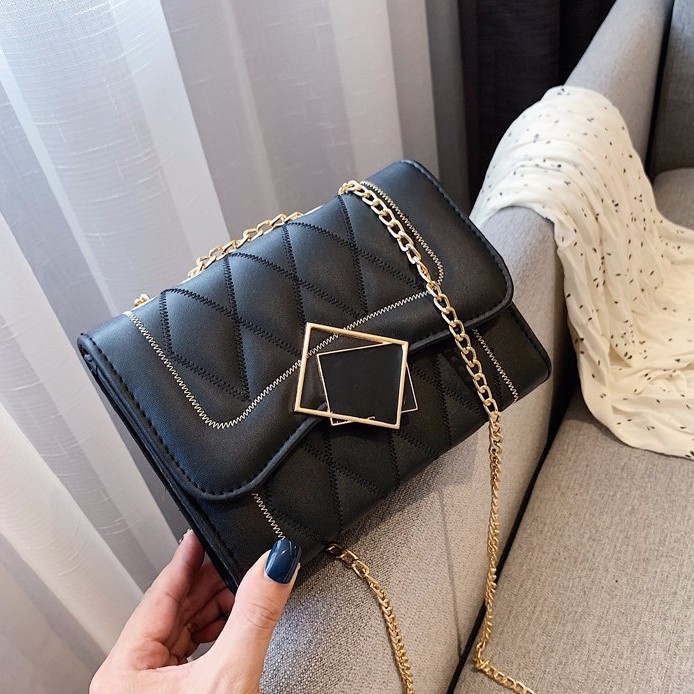 Túi Đeo Chéo Nữ Viền Cong Khóa Gương Lệch TT 51