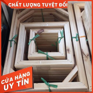 Khung gỗ thông dùng căng tranh sơn dầu , tranh acrylic 3d, tranh thêu , tranh canvas ( Sắt xi 30x30cm )