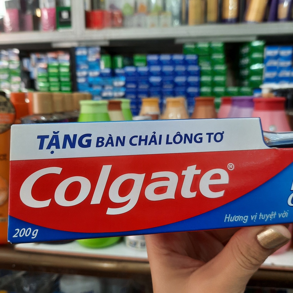 Kem Đánh răng Colgate ngừa sâu răng chắc khoẻ gấp 4 lần 200g