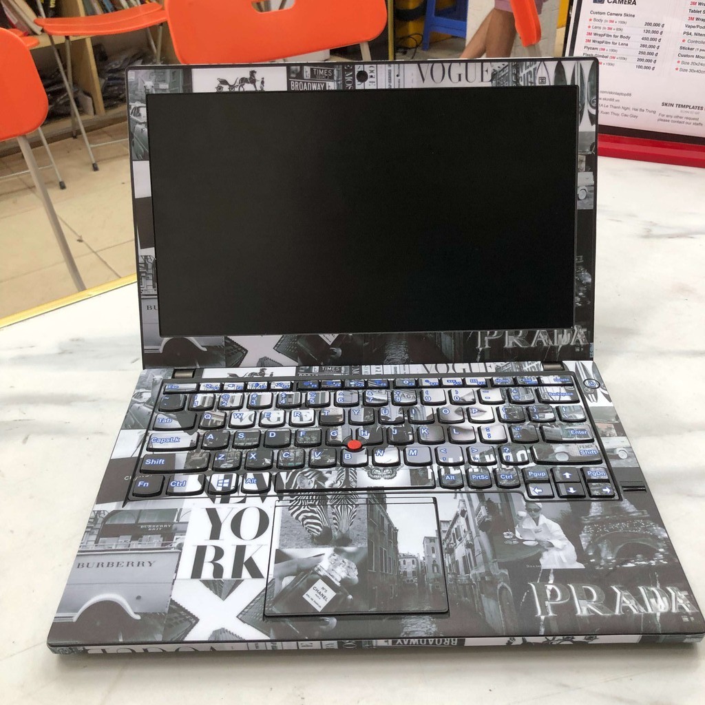 Decal Skin dán Laptop mẫu Fashion