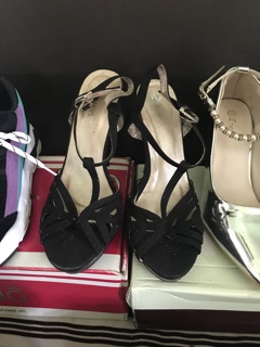 Thanh lý giày dép giá rẻ