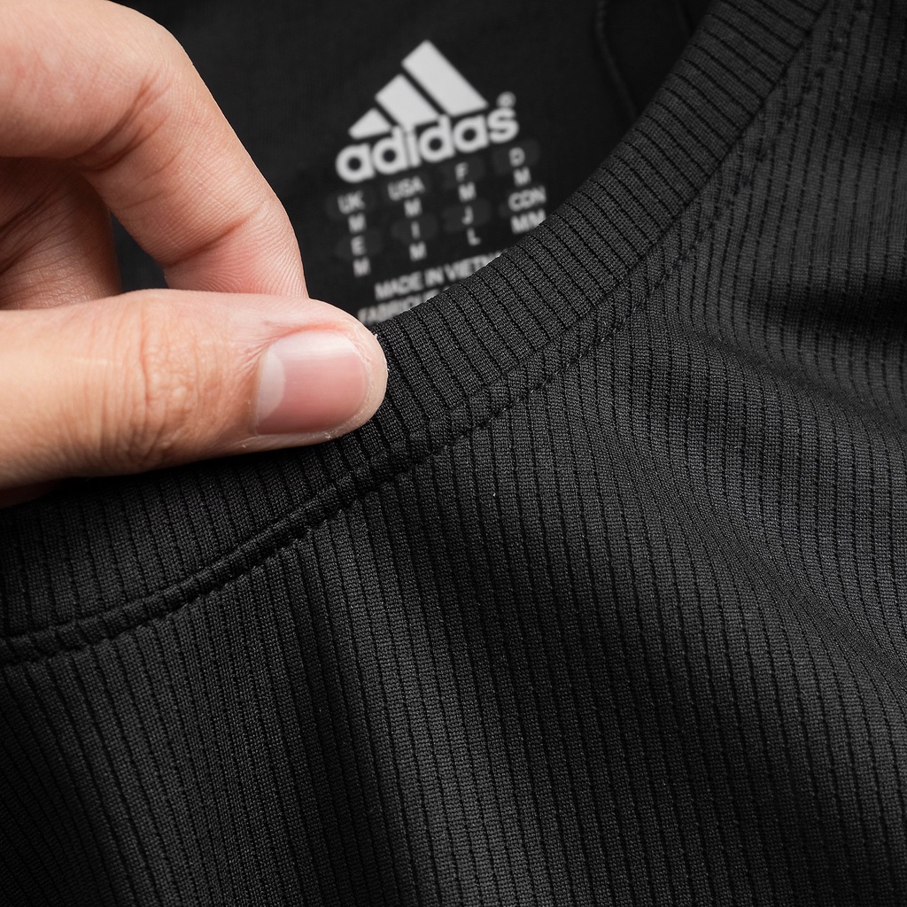Áo Adidas tay ngắn phối sườn chuyển nhiệt