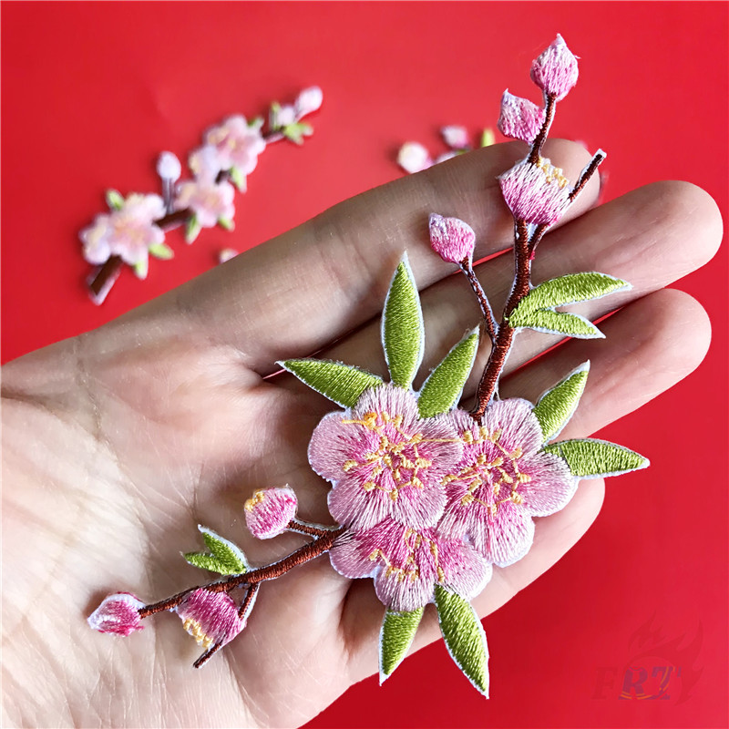 Miếng ủi thêu hình hoa đào dùng may ủi trang trí quần áo DIY