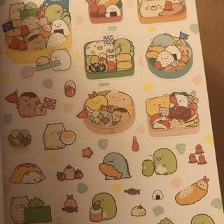 Siêu thích cái sổ sticker này luôn, mình chụp tượng trưng thôi chứ nhiều hình lắm. Đây là món mình ưng nhất khi mua đồ bên shop.