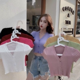 Áo len cộc tay dáng ngắn cài khuy(kèm ảnh trải sàn)