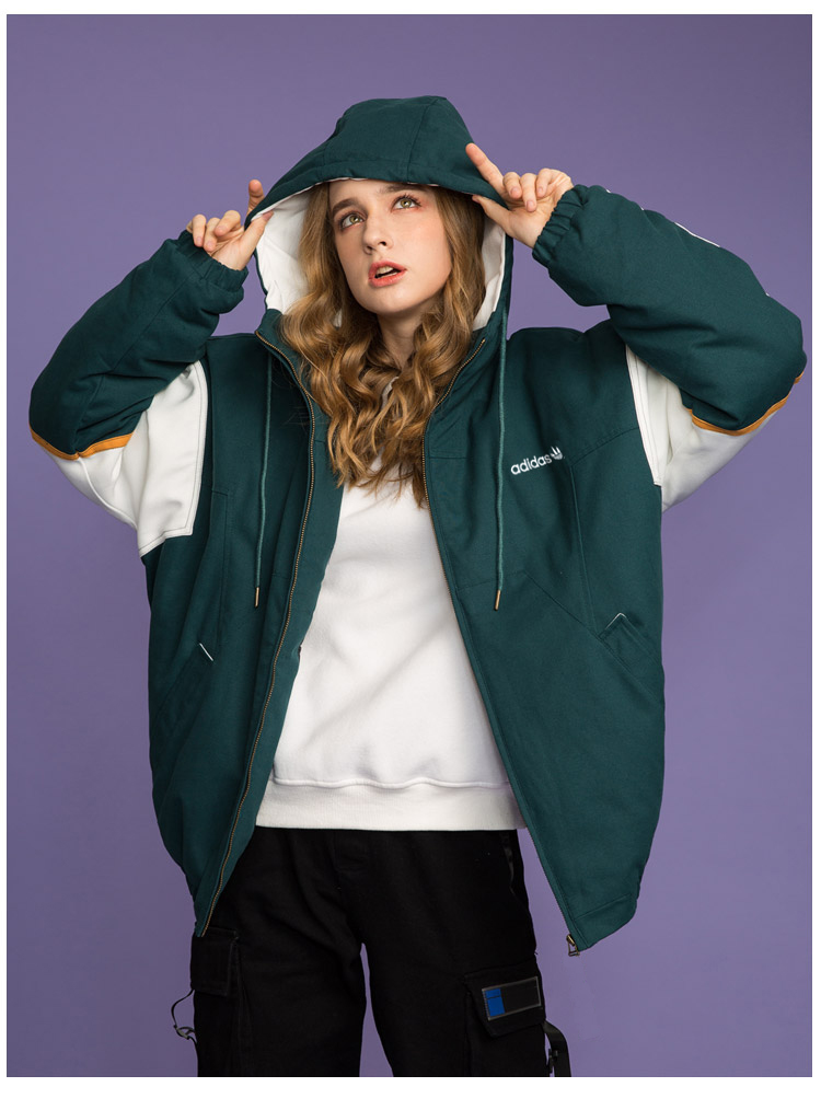 Áo Khoác Gió Họa Tiết Adidas Và Cỏ Ba Lá Có Mũ Trùm Đầu Mặc Thường Ngày | BigBuy360 - bigbuy360.vn