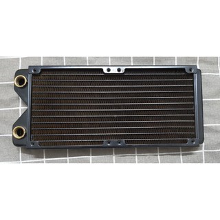 Két tản nhiệt nước Radiator