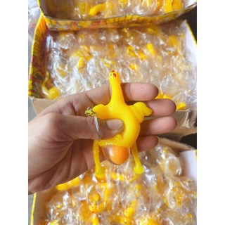 Móc khoá gà đẻ trứng