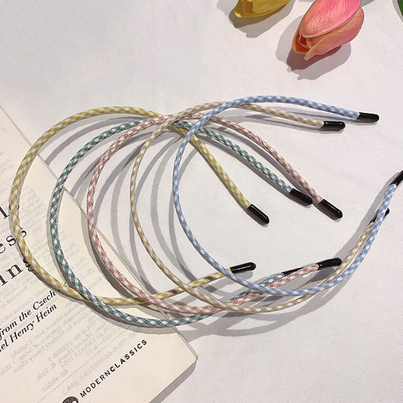 Cài tóc họa tiết sọc caro màu sắc ngọt ngào đơn giản cho nữ