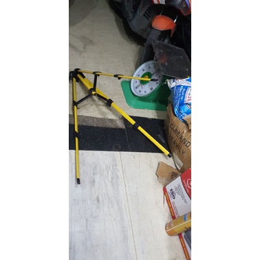 Chân Máy Laser 5 Tia Xanh 1M2