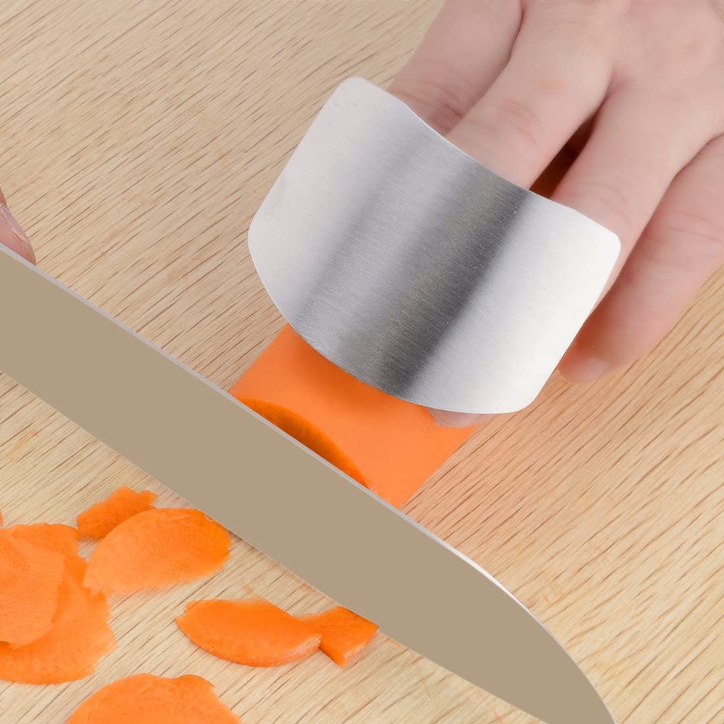 Tấm chắn bảo vệ tay khi cắt rau củ chất liệu thép không gỉ bền bỉ
