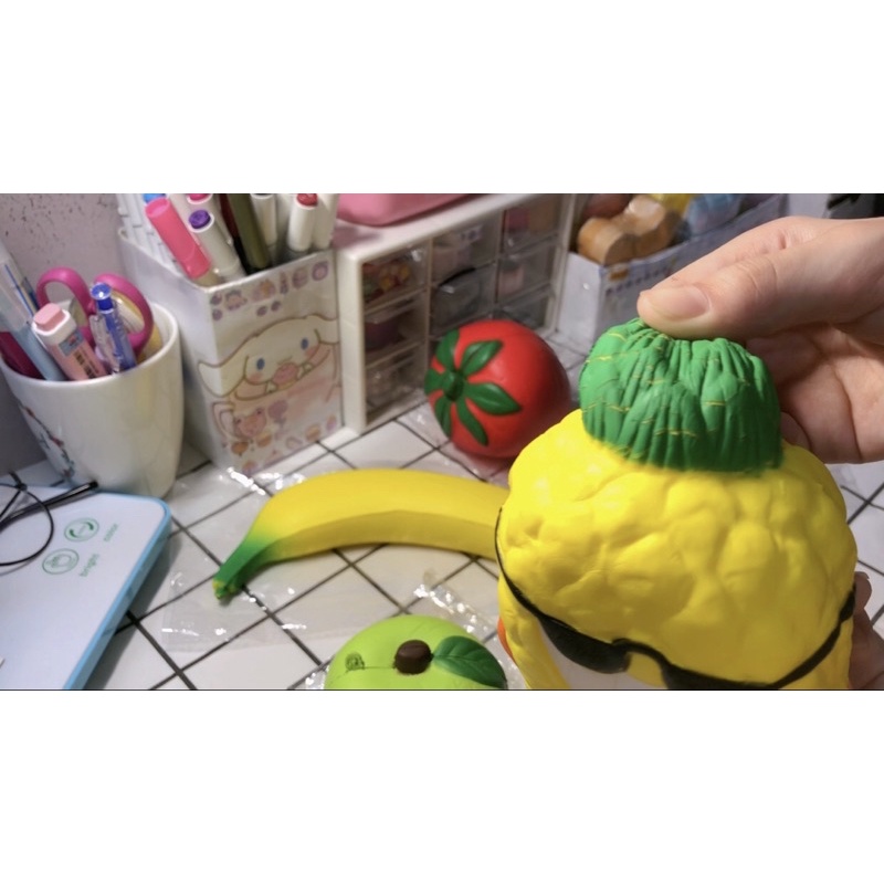 Squishy hoa quả giá rẻ lỗi nhẹ