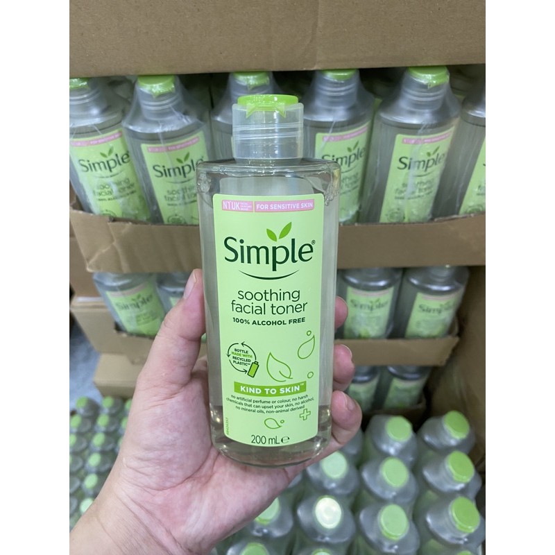 NƯỚC HOA HỒNG SIMPLE KIND TO SKIN SOOTHING FACIAL TONER( mẫu mới)